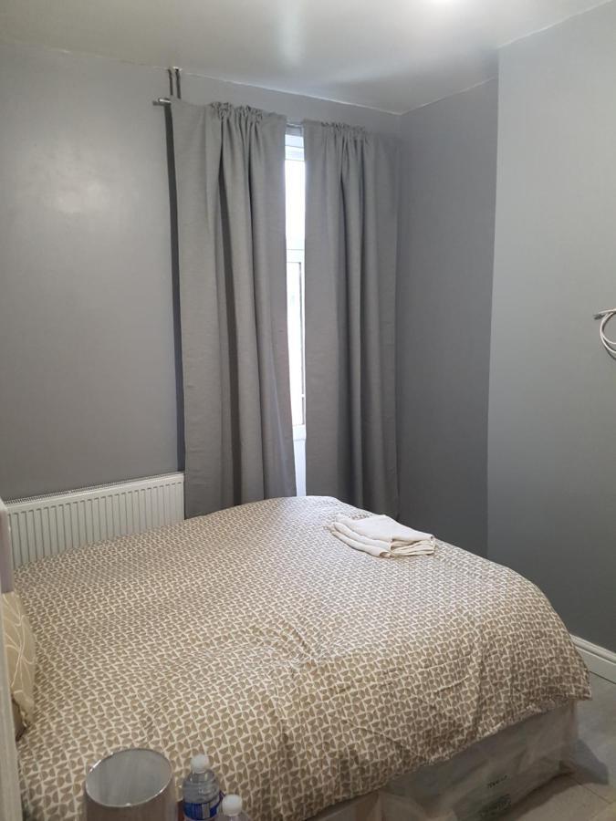 Atlas Road Guest House Κάρντιφ Εξωτερικό φωτογραφία