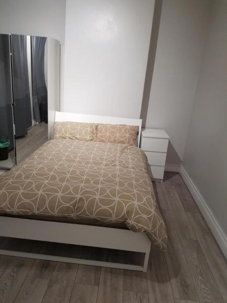 Atlas Road Guest House Κάρντιφ Εξωτερικό φωτογραφία